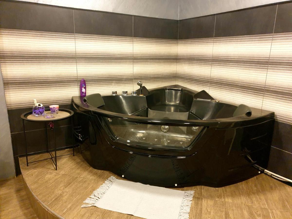 Ceca Apartman Ni Buitenkant foto