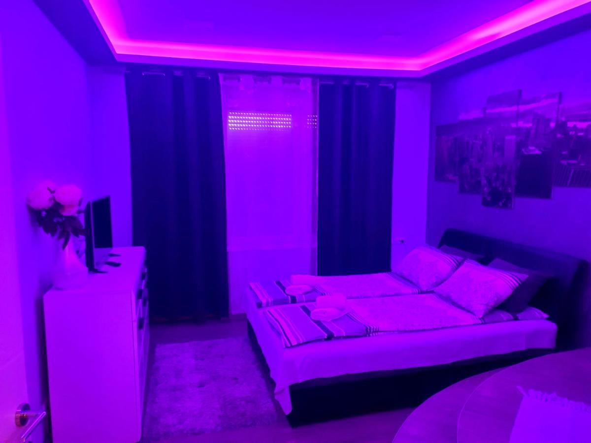 Ceca Apartman Ni Buitenkant foto