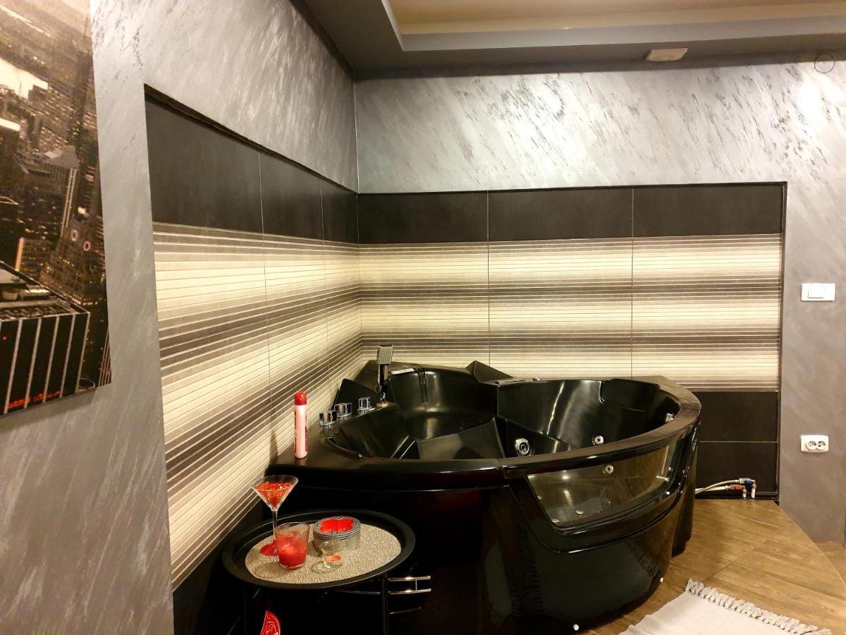 Ceca Apartman Ni Buitenkant foto