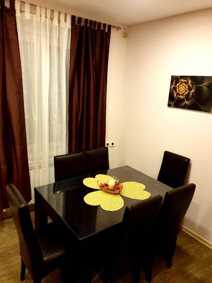 Ceca Apartman Ni Buitenkant foto